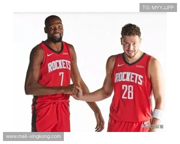 火箭憾负！申京25+9+8，赛后谁留意杜兰特，低头直接走向球员通道，火箭队球员申京