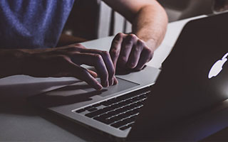 星空·体育app下载-校园篮球联赛西南赛区开战战况胶着，第23届中国大学生篮球联赛西南赛区